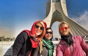 آمدن گردشگران به ایران چه زمانی عادی می‌شود؟