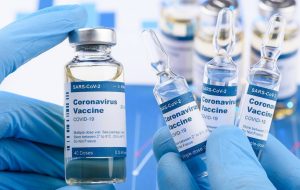 انتقاد بنیاد بیماری‌های نادر از نحوه توزیع واکسن کرونا