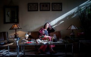 زندگی زنان تنهای ایرانی در خانه، زیبایی‌هایی رازآلود