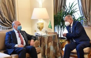 رایزنی‌های فواد حسین در قاهره با چه هدفی؟