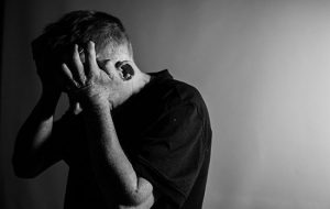 افسردگی در مردان، علائم و درمان