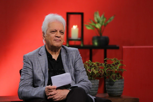 برای رفاه تماشاگر چه کرده‌اید که نمی‌خواهید فحش بشنوید؟