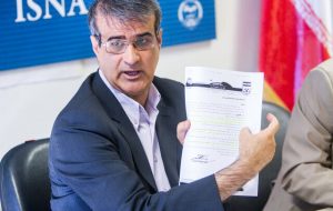 دبیر کل فدراسیون فوتبال در بیمارستان بستری شد