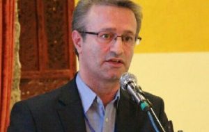 محسنی بندپی: وزارت کشور ورود مردم به استانهای شمالی را ممنوع کند