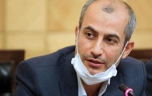 مردم کالاهای اساسی را با وجود تخصیص ارز دولتی چند برابر قیمت واقعی می‌خرند