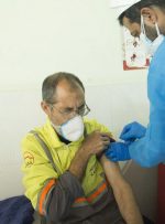 رئیس یک مرکز نگهداری سالمند، واکسن‌ها را به همسر و بستگانش تزریق کرد