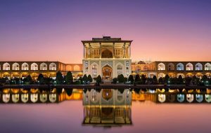 جاهای دیدنی اصفهان برای شب گردی کدامند؟