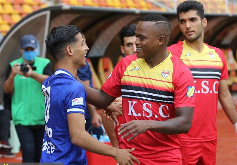 آغاز مذاکرات استقلال برای بازگشت هافبک محبوب