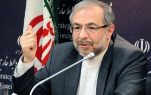 موسوی: غرب‌نشینان بیخود بر طبل بستن سفارت‌ها نکوبند