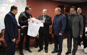 کنایه سنگین به آنها که قرارداد ویلموتس را بستند