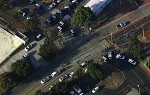 درگیری مسلحانه در کالیفرنیا کشتار به راه انداخت درگیری مسلحانه در کالیفرنیا کشتار به راه انداخت