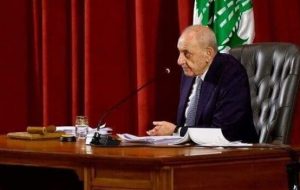 رئیس پارلمان لبنان: فریب مردم بس است