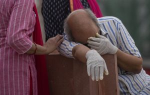 شناسایی بیش از ۴۱۴ هزار مورد جدید کرونا در هند طی ۲۴ ساعت
