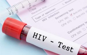 آخرین وضعیت HIV در ایران / نیمی از مبتلایان در سنین ۲۵ تا ۳۹ سال