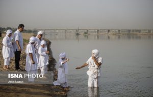 غسل تعمید کودکان مندایی در اهواز و سوسنگرد