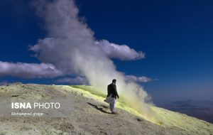 ایسنا – صعود به قله «تفتان»