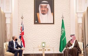 وزیرخارجه انگلیس در عربستان و عراق به دنبال چه‌بود؟/از برجام و ایران تا تجارت و عادی سازی روابط سعودی با اسرائیل