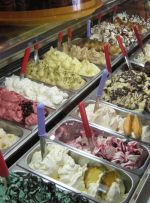 انواع بستنی در فروشگاه ها چند قیمت خوردند؟