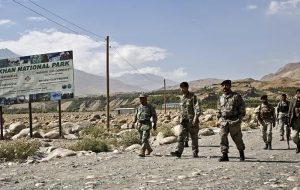 تاجیکستان ۲۰ هزار نیروی پشتیبانی در مرز افغانستان مستقر می‌کند/رحمانف از همسایگان تقاضای کمک کرد