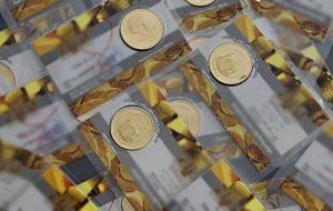 سکه در مرز ۱۱ میلیون و ۵۰۰ هزار تومانی/مسیر طلا در ایران از جهان جدا شد