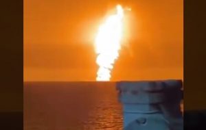 توضیح باکو درباره انفجار سکوهای گازی در دریای خزر