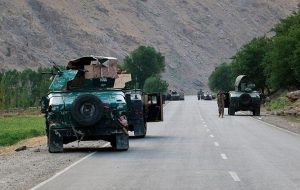 فرار سربازان دولتی افغان به تاجیکستان و تسلط طالبان بر مرز این کشور/صدها نفر از نیروهای ارتش،پلیس و اطلاعات،پاسگاه‌های نظامی را تسلیم طالبان کردند