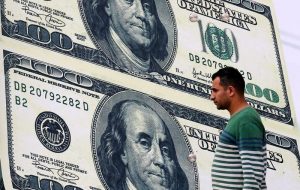 دلار در آستانه انتشار تولید ناخالص داخلی ایالات متحده ضعیف شد توسط Investing.com