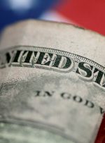 لبه های دلار پایین تر؛  تحکیم پس از دستاوردهای شدید ناشی از کووید توسط Investing.com