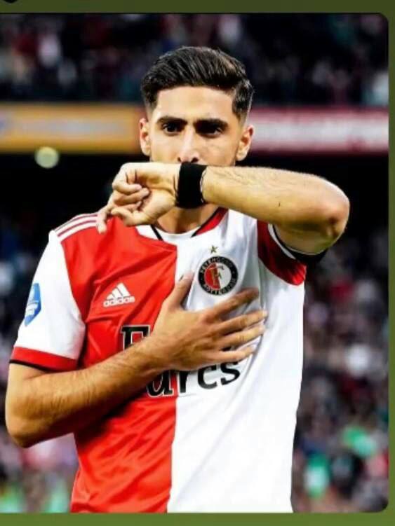 احترام جهانبخش به امام حسین(ع) در روز عاشورا/عکس