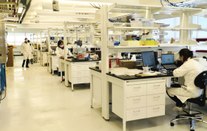 دولت کانادا بیش از 3.5 میلیون دلار از دانشگاه بریتیش کلمبیا – موسسه BioProducts حمایت می کند
