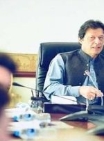 عمران خان: طالبان تعهد دهد