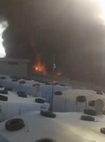 همزمان با سالروز انفجار بیروت؛آتش‌سوزی گسترده در کمپ پناهجویان در لبنان/عکس