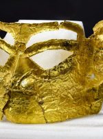 کشف ماسک طلایی تاریخی در چین