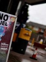 با خشک شدن پمپ های سوخت ، جانسون بریتانیایی می گوید که برنامه هایی برای زنجیره های تأمین در نظر گرفته شده است