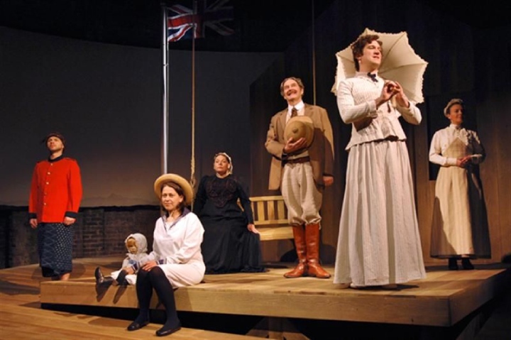 ابر شماره ۹ از بهترین نمایشنامه های جهان