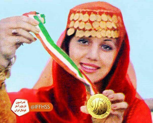 رونمایی از مدال های بازیهای آسیایی 1974 تهران/عکس