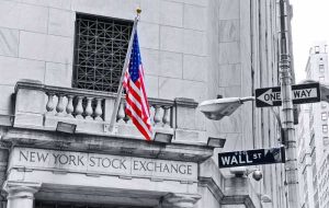 سهام در میان فروش جهانی عقب نشینی می کند