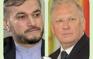 گفتگوی تلفنی وزیران خارجه ایران و بلغارستان گفتگوی تلفنی وزیران خارجه ایران و بلغارستان