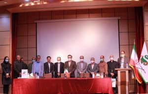 ایثار را با اخلاص همراه کنیم