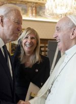 ببینید | بایدن دوباره شاهکار کرد؛ گاف جدید رئیس جمهور آمریکا اینبار در دیدار با پاپ!