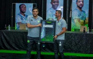 حمله مربی سابق استقلال به فدراسیون/فوتبال ایران با این وضعیت اگر سیرک و جنگل نیست پس دقیقا چیست؟