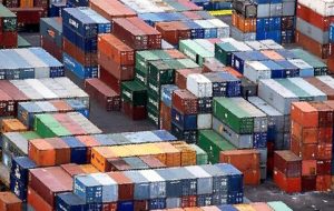 رشد ۳۷ درصدی تجارت خارجی در ۶ ماهه ۱۴۰۰