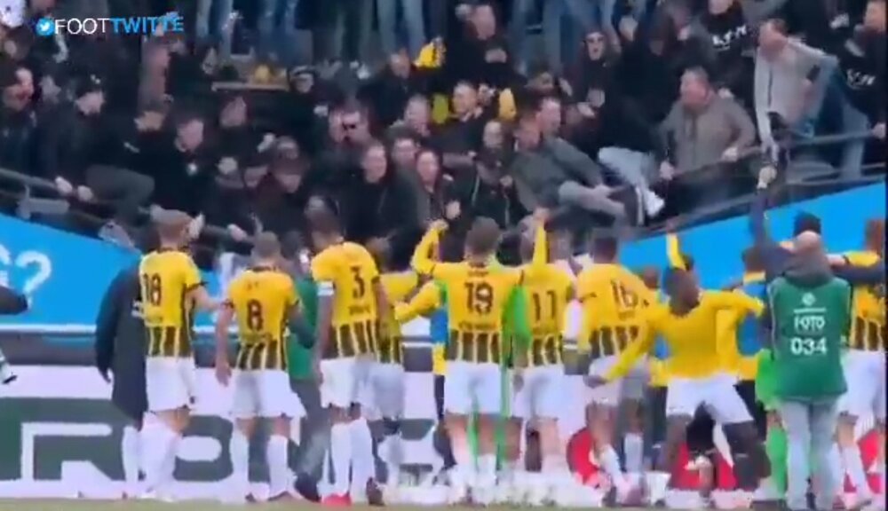 شوک به فوتبال هلند با فروریختن جایگاه تماشاگران/عکس