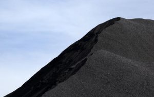 قیمت ها با چشم انداز عرضه تنگ شده پشتیبانی می شود