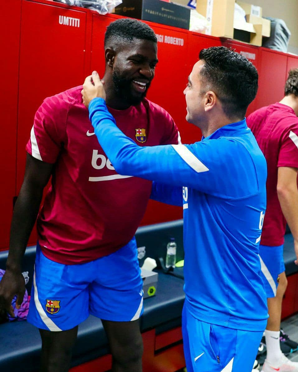 اولین دیدار ژاوی با بازیکنان بارسلونا/عکس