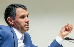 بورس، ملت را خانه‌دار می‌کند