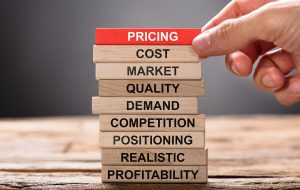 ورود قیمت‌گذاری دستوری به بازار پول و کالا ممنوع