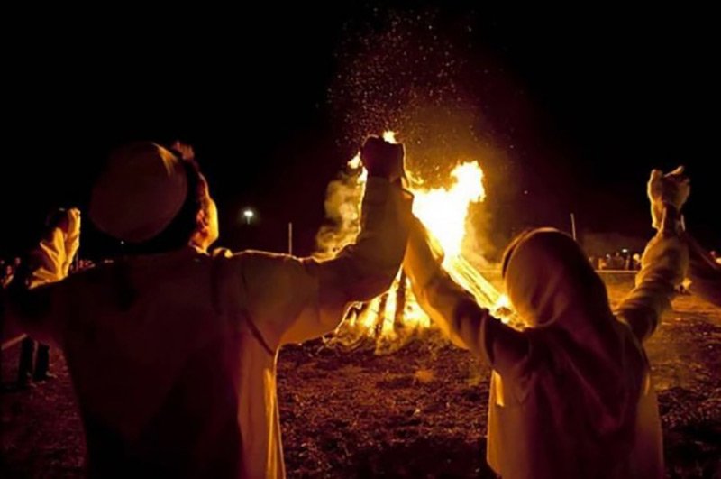 شادی و پایکوبی در اذرجشن