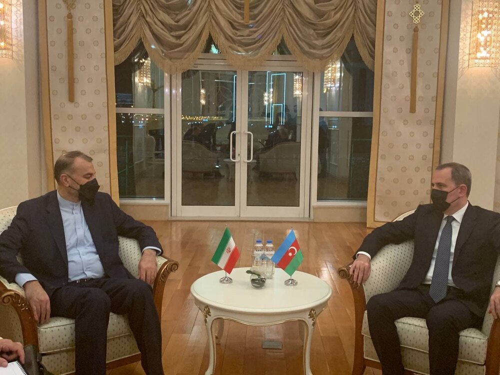 دیدار و گفتگوی امیرعبداللهیان با وزیران خارجه آذربایجان و ازبکستان