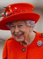 PA گزارش می دهد که ملکه الیزابت در مراسم غسل تعمید خانوادگی شرکت می کند